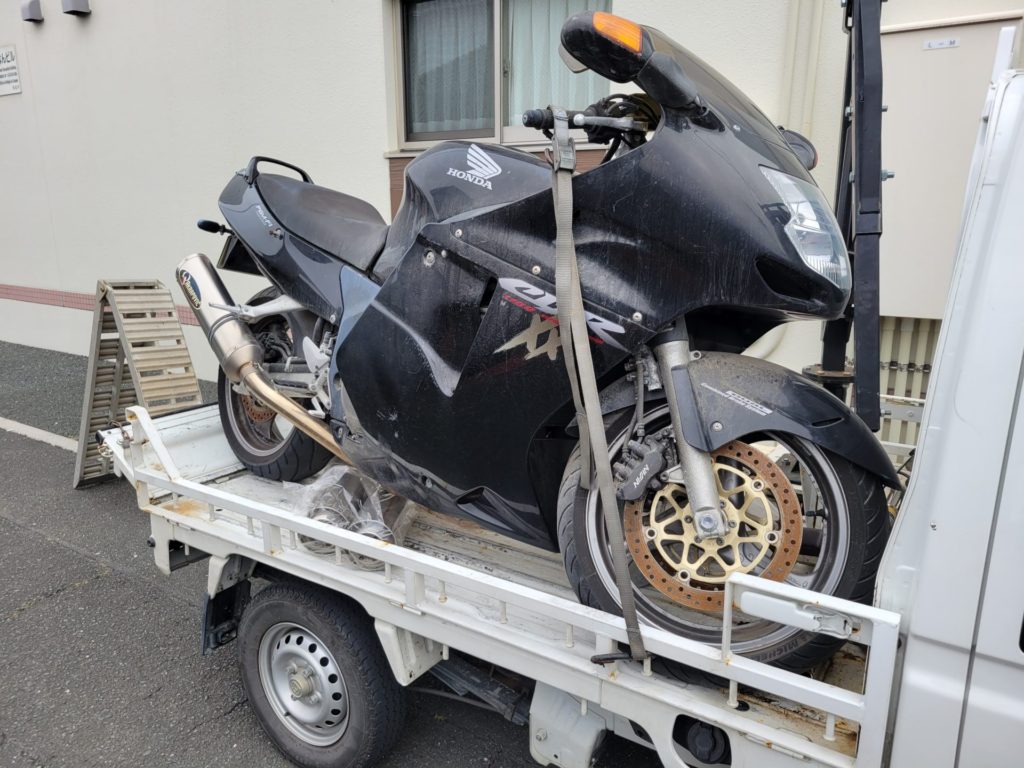 ホンダ　ＣＢＲ１１００ＸＸブラックバード
