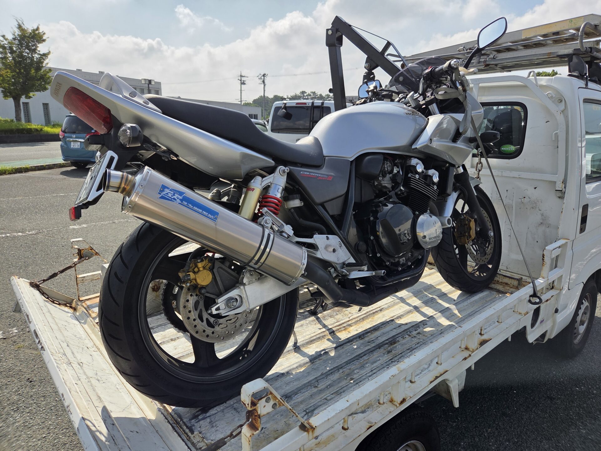 ＣＢ４００ボルドール