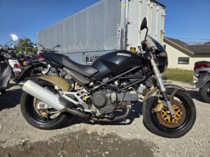 ドゥカティ　モンスター９００Ｓ